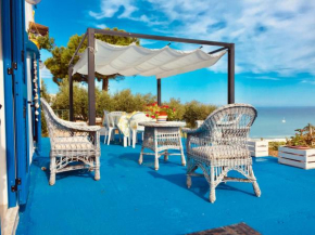Отель La Terrazza Sul Mare  Алькамо Марина